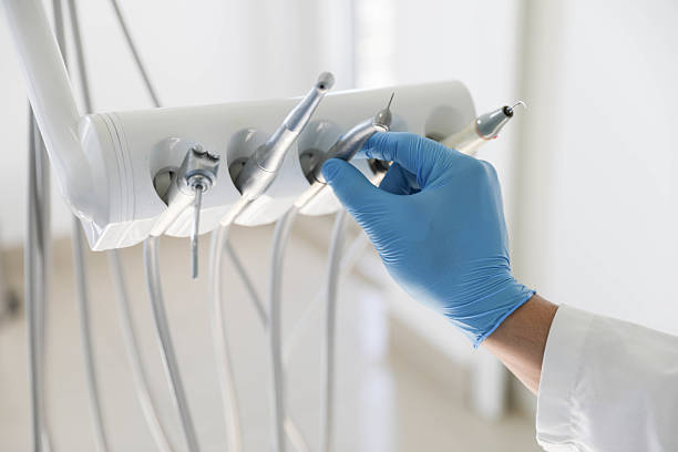 Professional Emergency Dentist technician working in Washington County County, NC